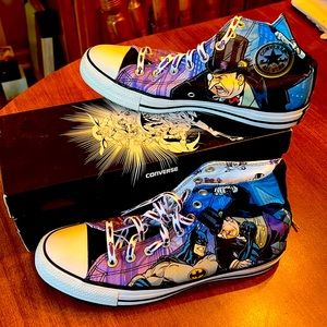 LIKE New Special edition DC Comics Hightop Converse. SIZE-9 US